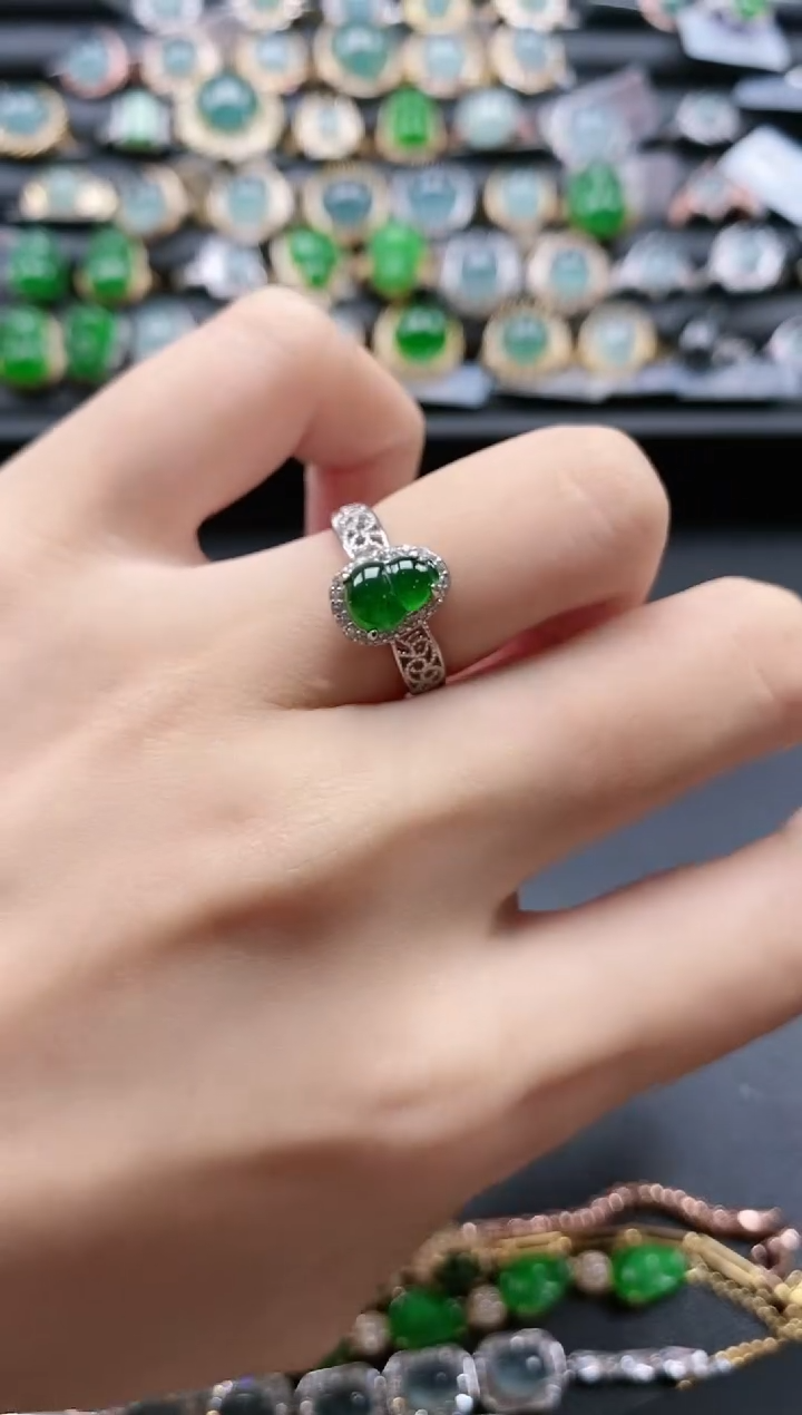 【闪购商品】翡翠戒指银S925镶嵌51151