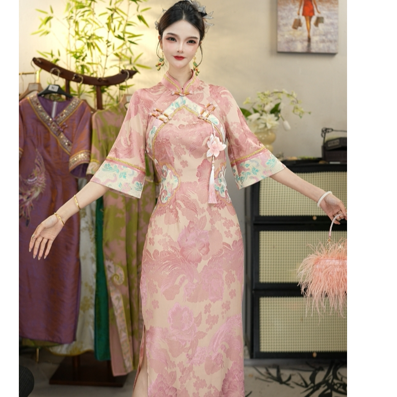 花享悦2025夏季新款中国风复古粉色修身凤穿牡丹刺绣旗袍（1637）