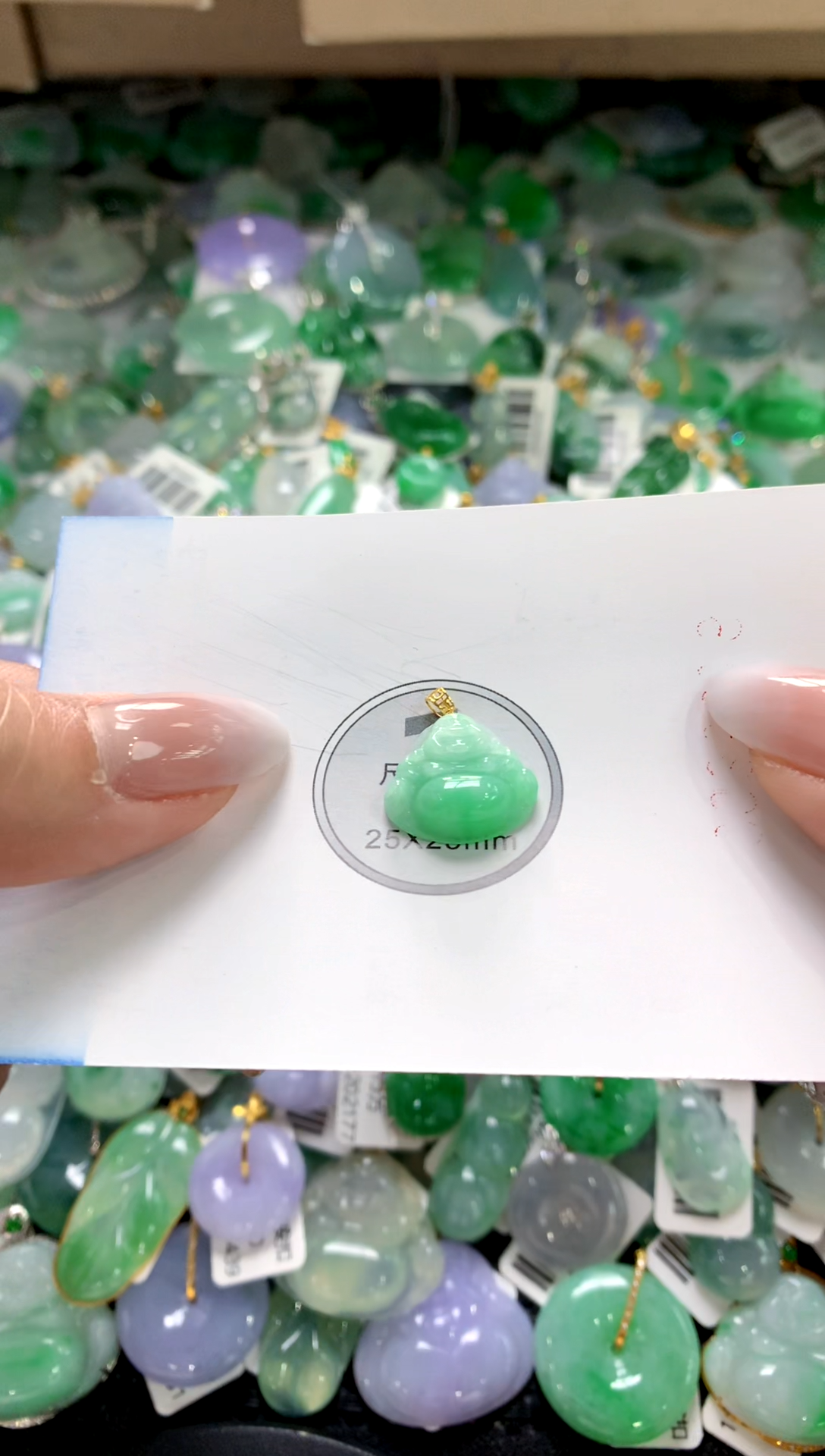 颈饰18K金镶嵌翡翠1111111111111111