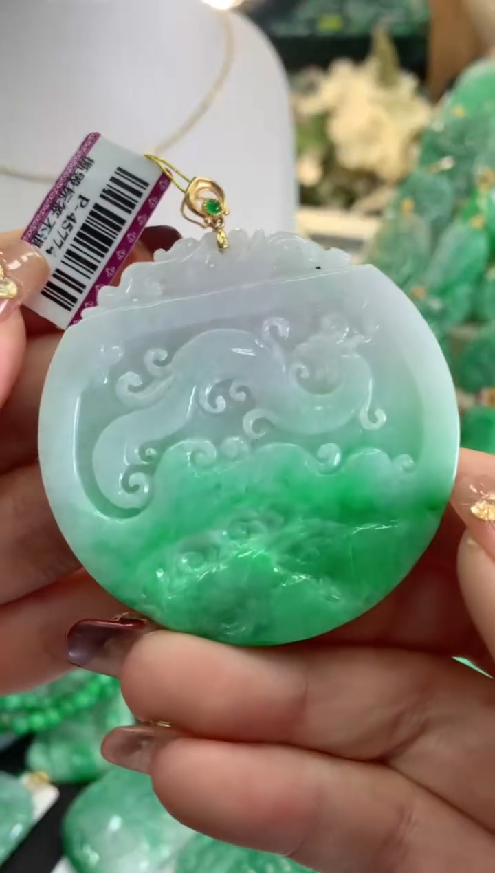 【闪购商品】翡翠吊坠(不含链)18K金镶嵌挂件