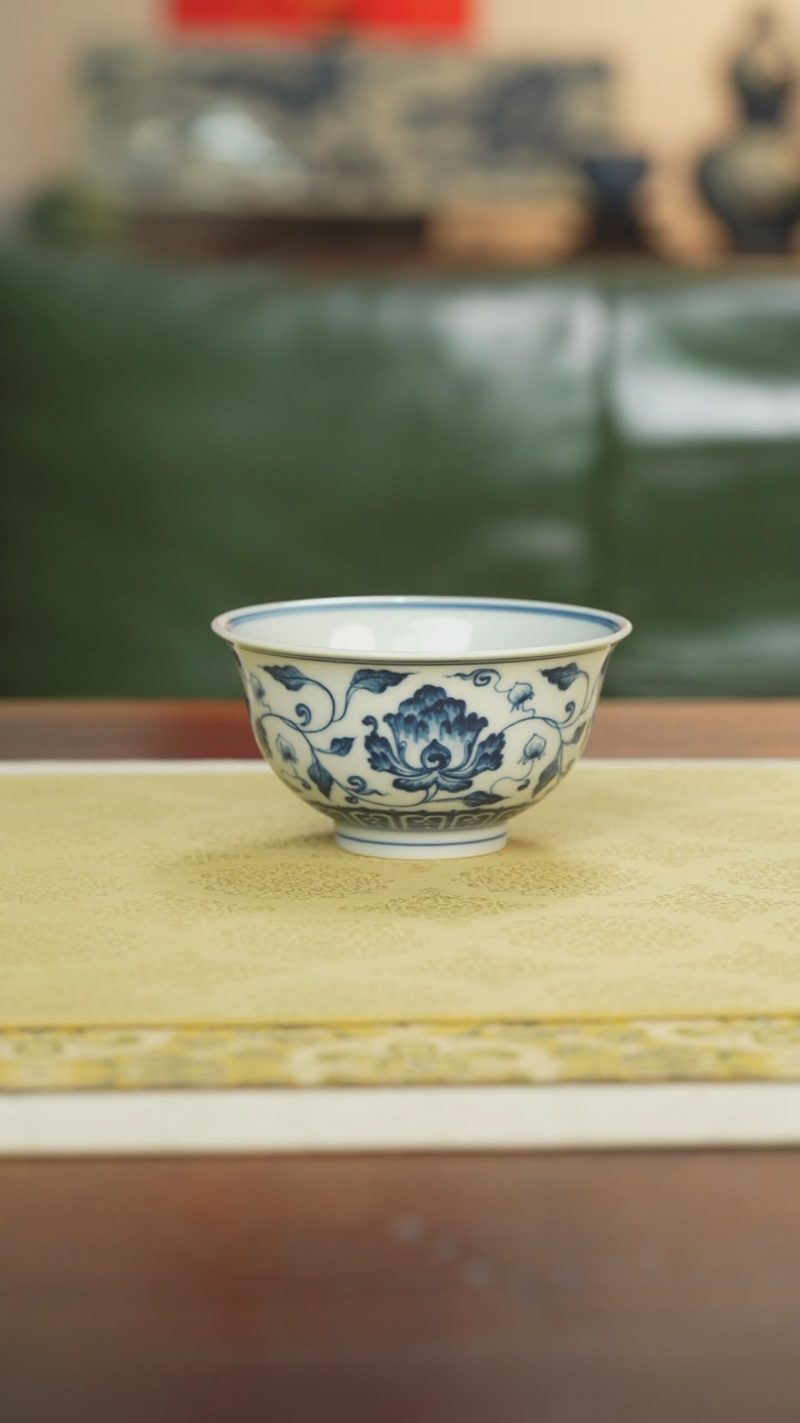 【闪购商品】瓷片拓水牡丹撇口小杯