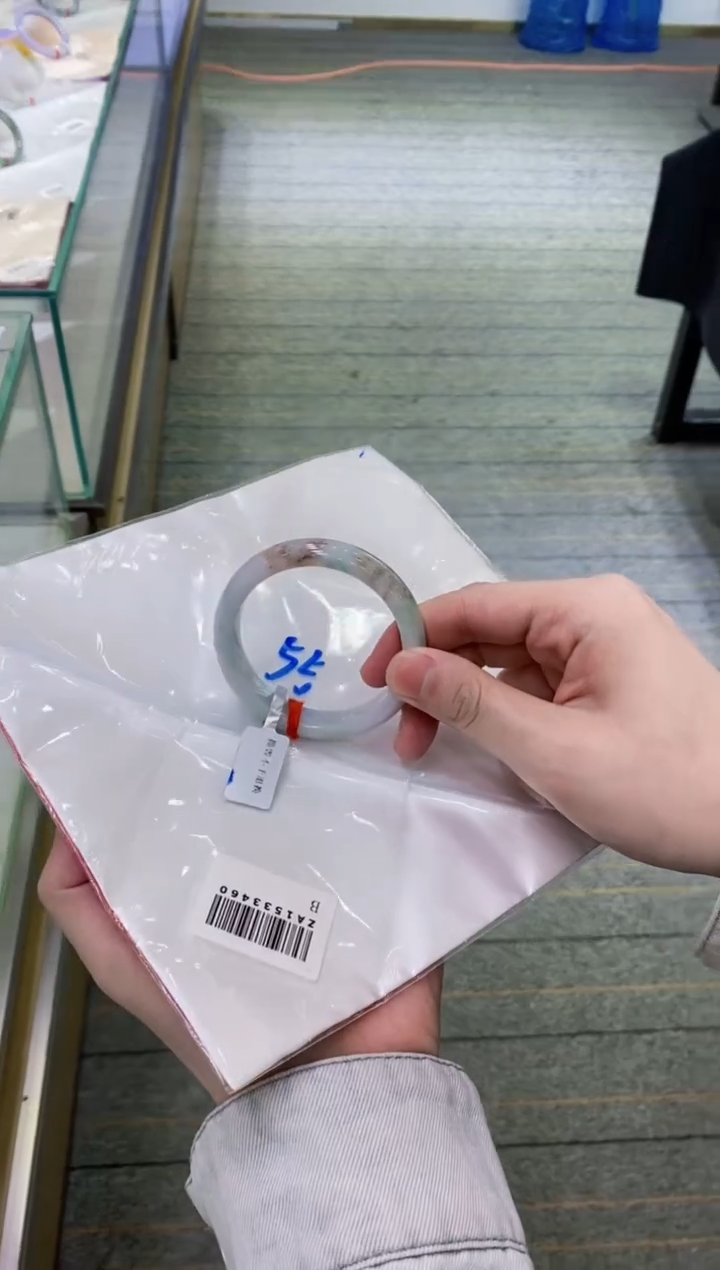 【闪购商品】翡翠手镯未镶嵌            