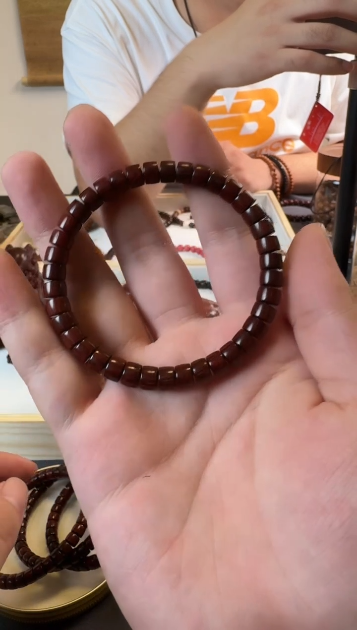 檀香木手串/手链小叶黑皮钢印厚切7mm手串