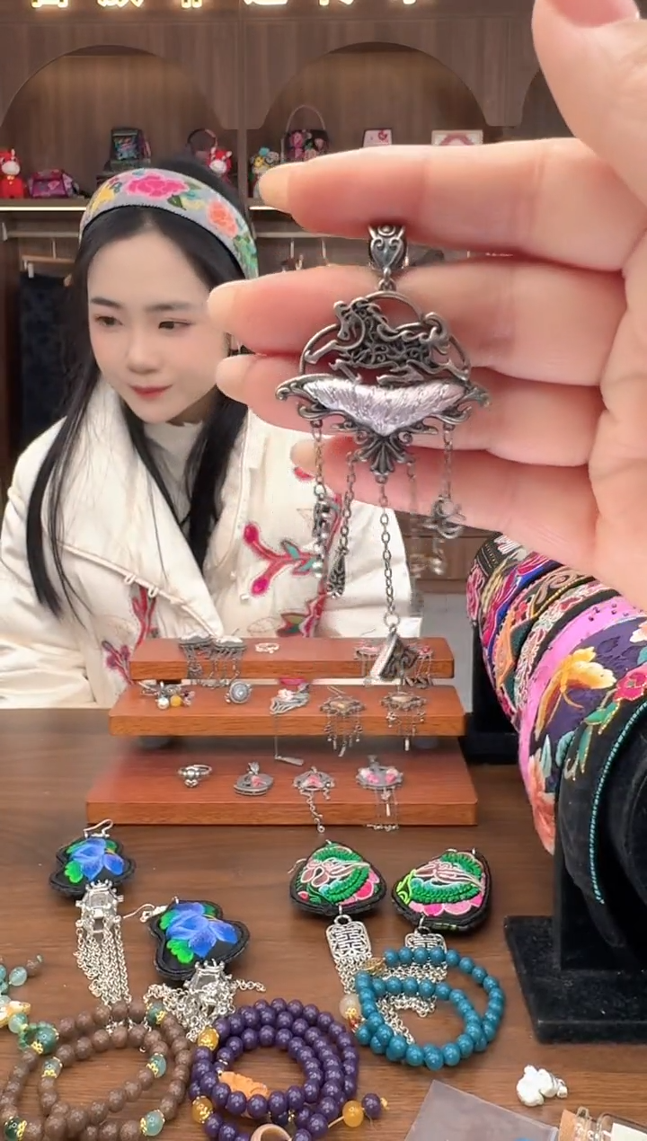 刺绣扶光苗绣传承36