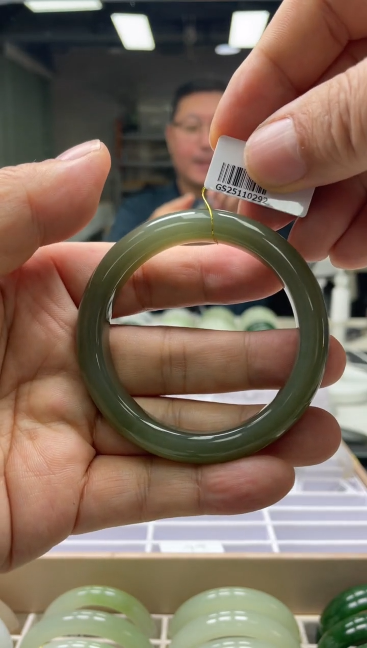 【闪购商品】和田玉手镯未镶嵌编码0292 圈口54-55