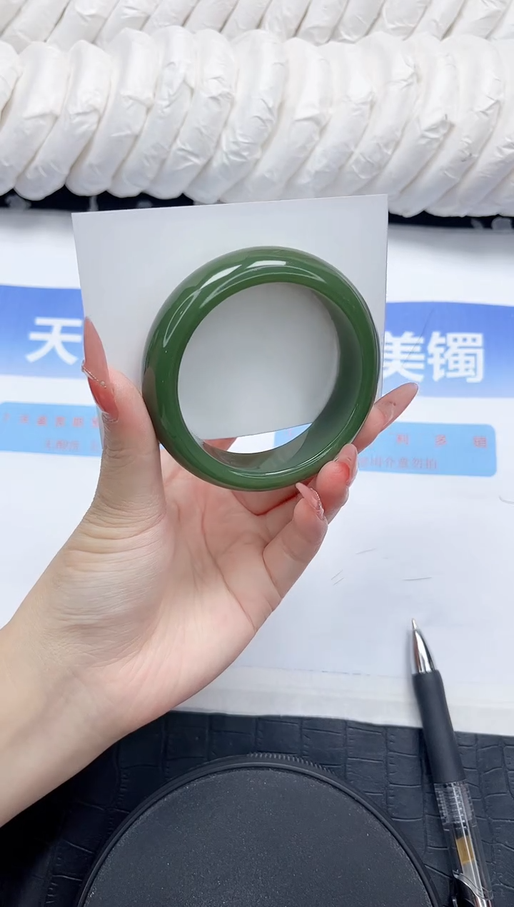 石英质玉手镯未镶嵌112-52