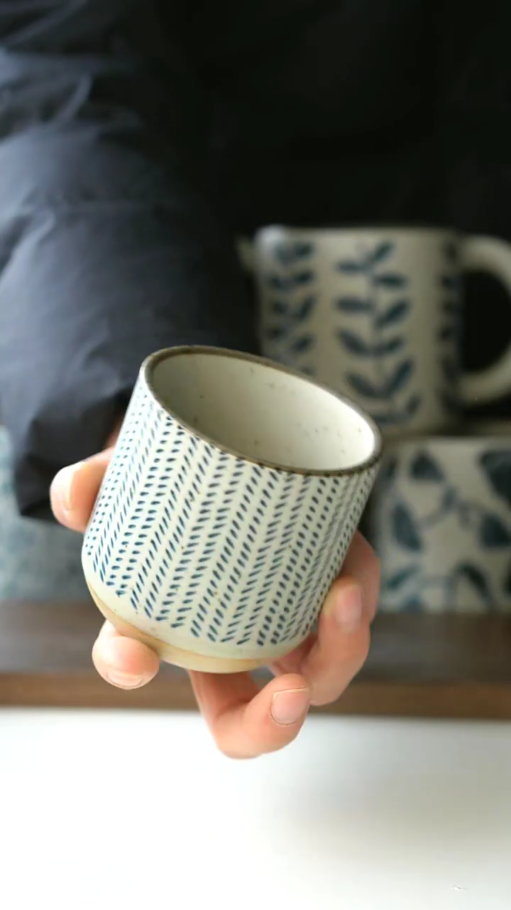 【闪购商品】陶瓷跳刀纹手握杯@4-2@