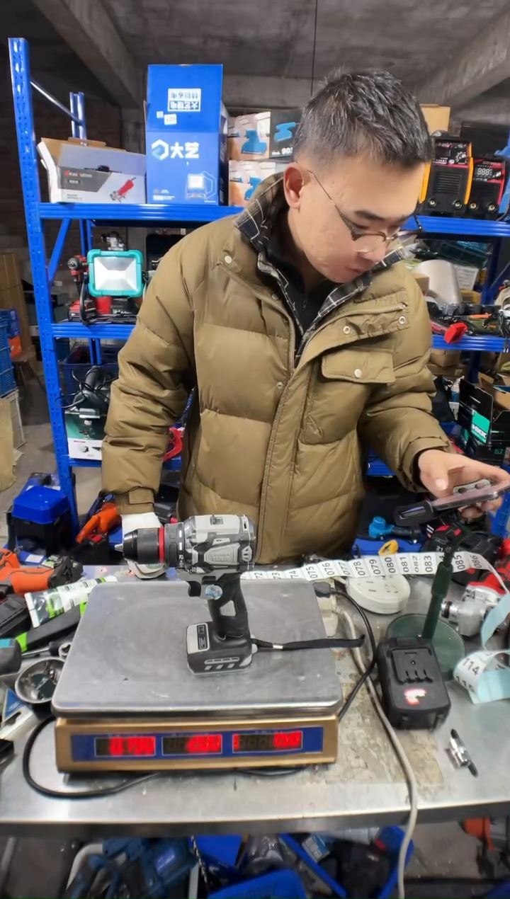 J****E二手工具听讲解看图片下单 没有运费险70