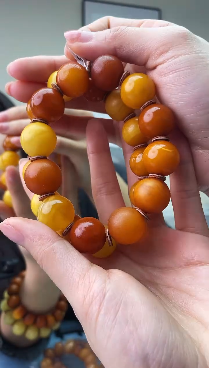 琥珀未镶嵌珠宝奇石T036 16微瑕假一罚十，多样性发一件