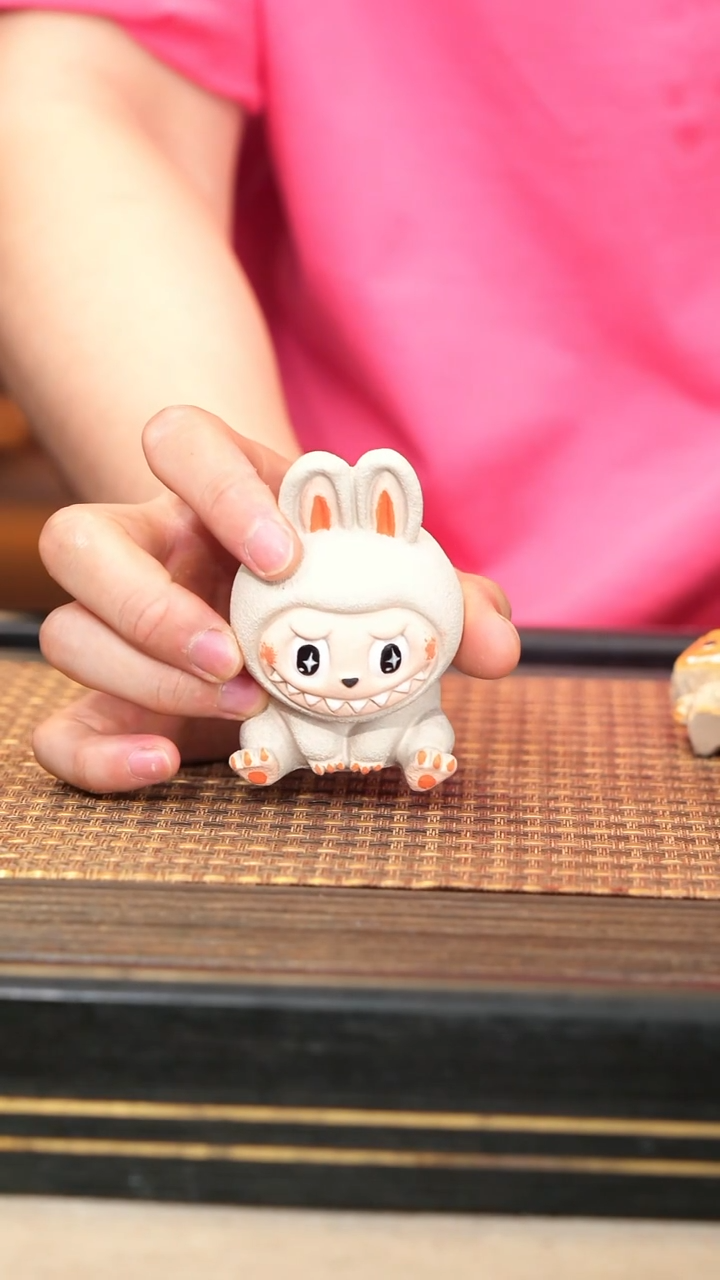 茶壶紫砂6《拉布布》白玉段大号