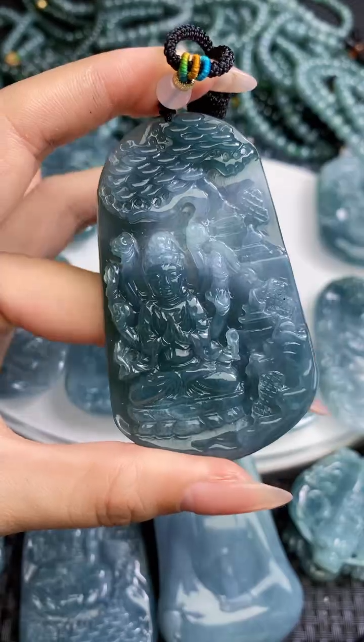 【闪购商品】翡翠颈饰未镶嵌1111111111