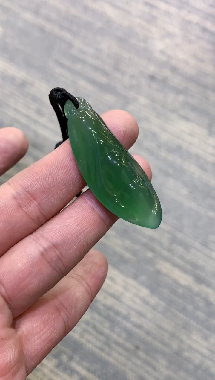 颈饰未镶嵌翡翠天然A货翡翠