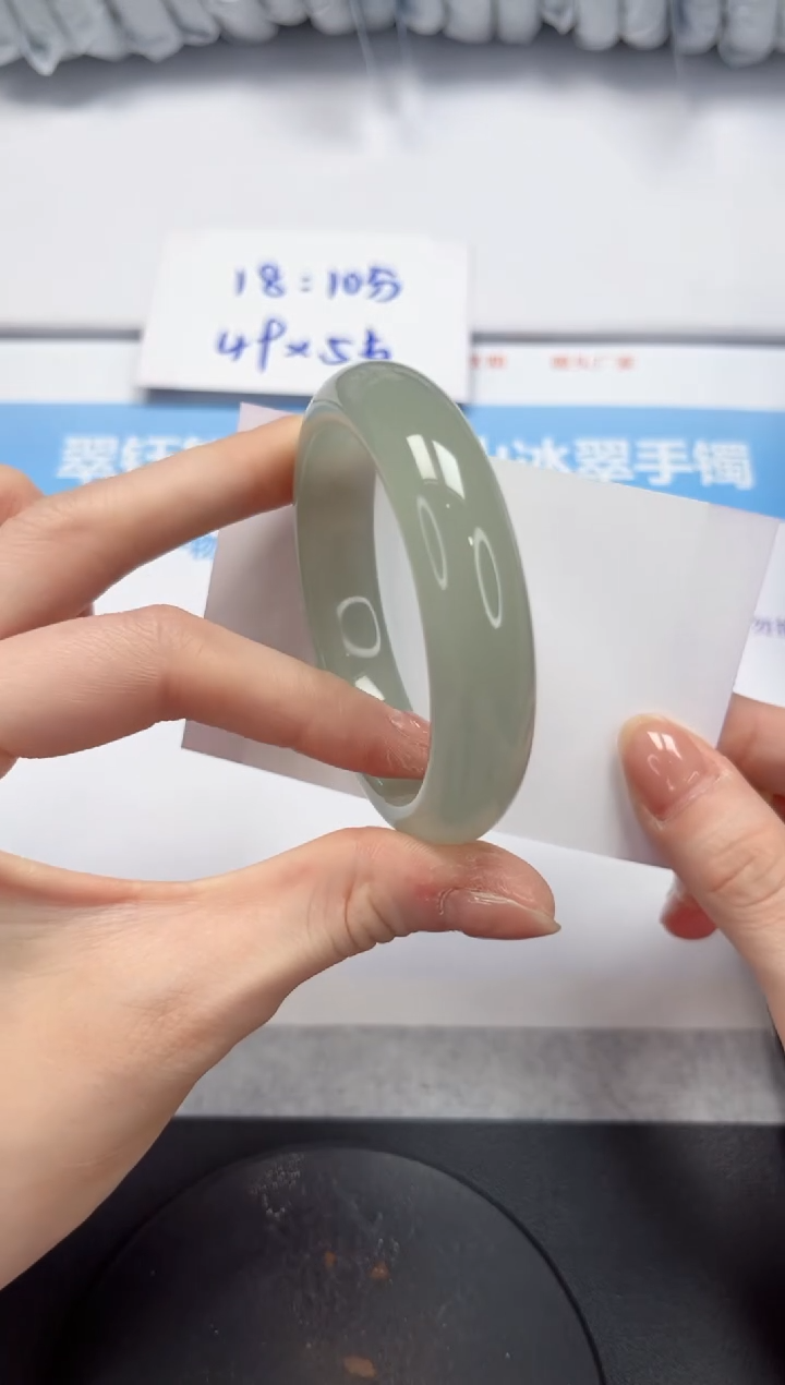 石英质玉手镯未镶嵌V16-54