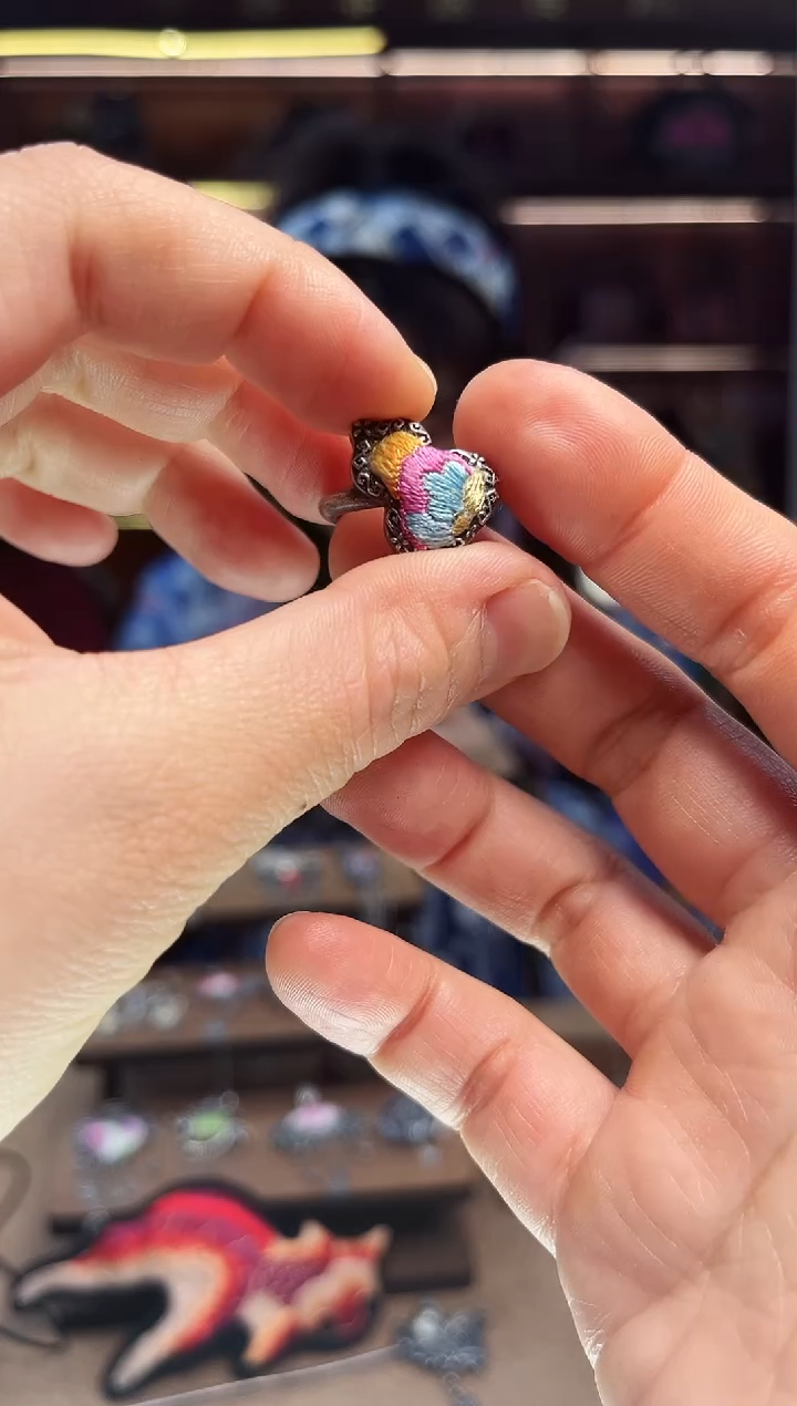 【闪购商品】织绣1679黔东南苗族刺绣