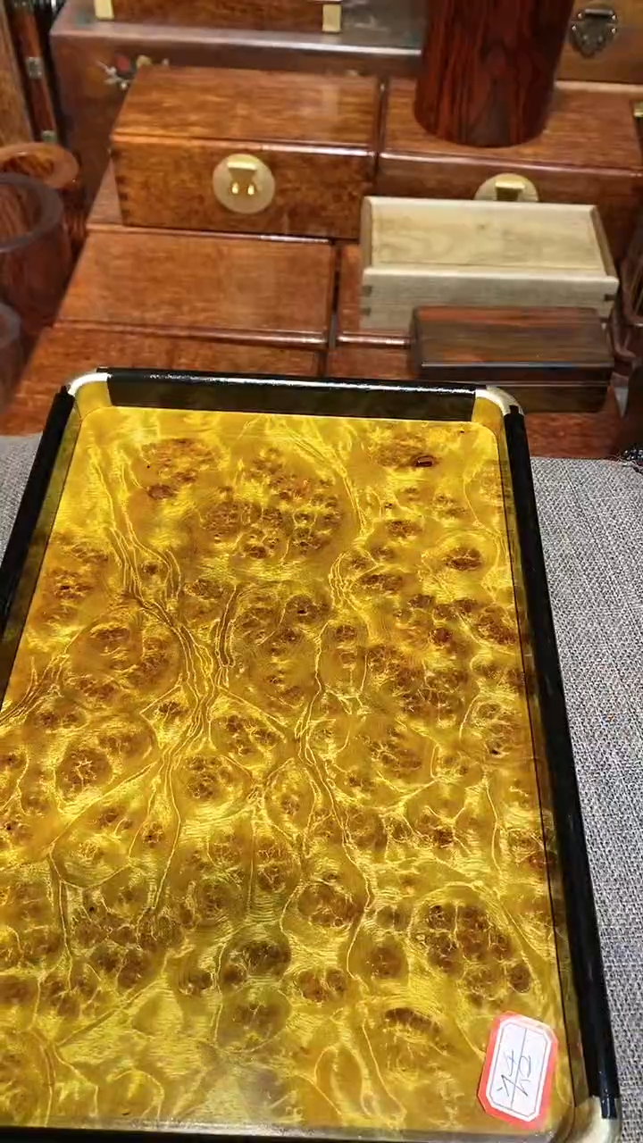 【闪购商品】香樟木木艺茶盘一个