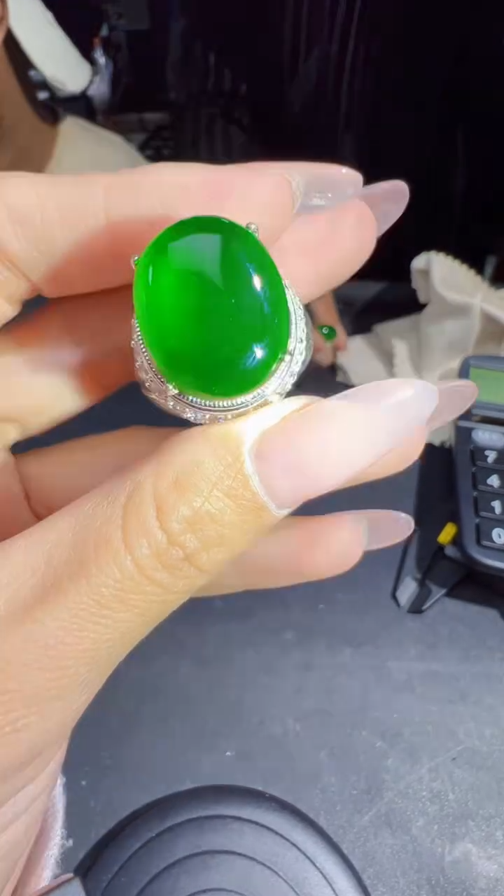 【闪购商品】定制翡翠未镶嵌蛋面1