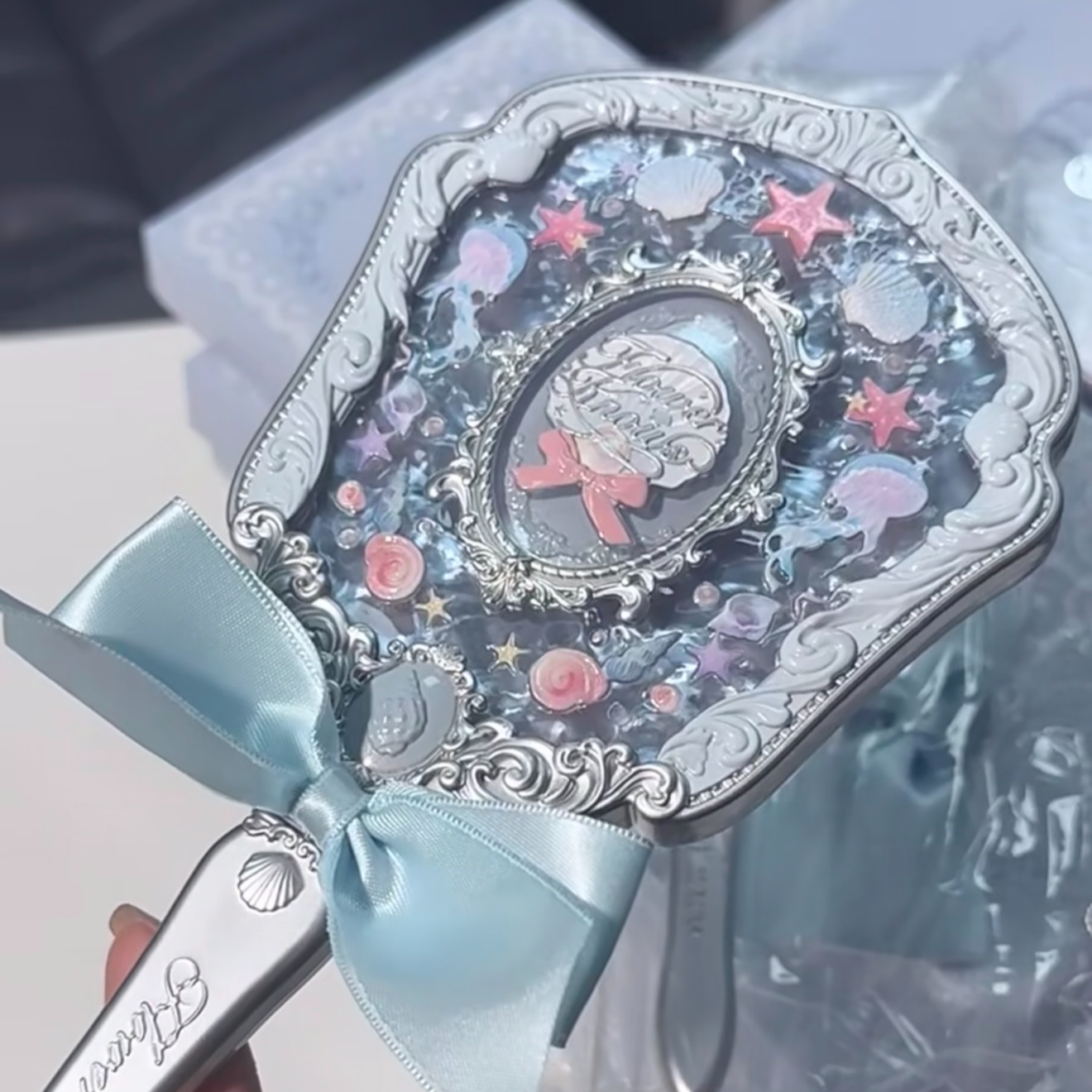 （直播特享）花知晓贝壳珍珠系列手持镜-蓝贝壳