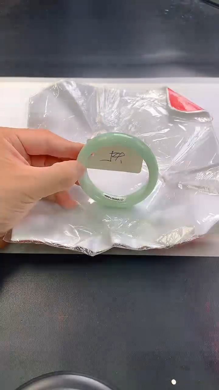 未镶嵌手镯翡翠285