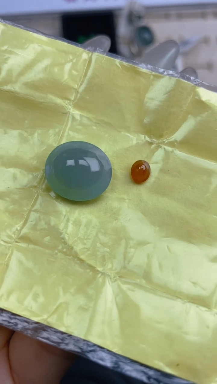 翡翠裸石天然翡翠蛋面93