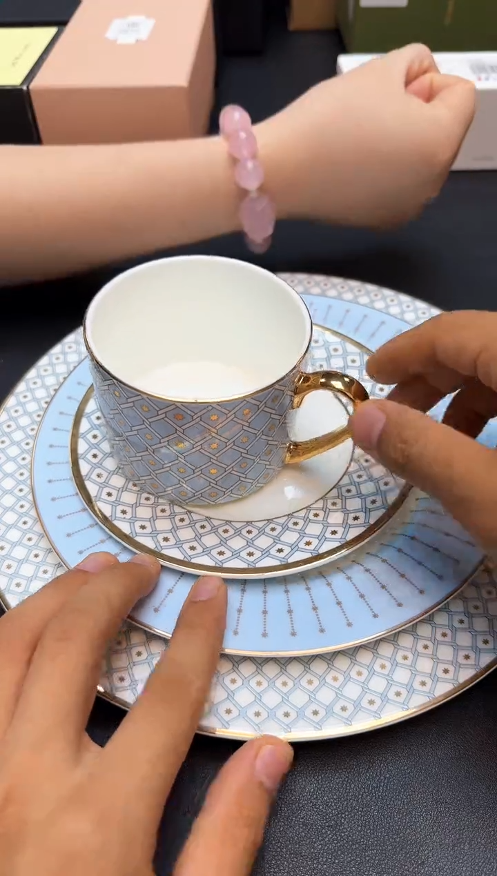 瓷片全新正品一件不留@@H1804