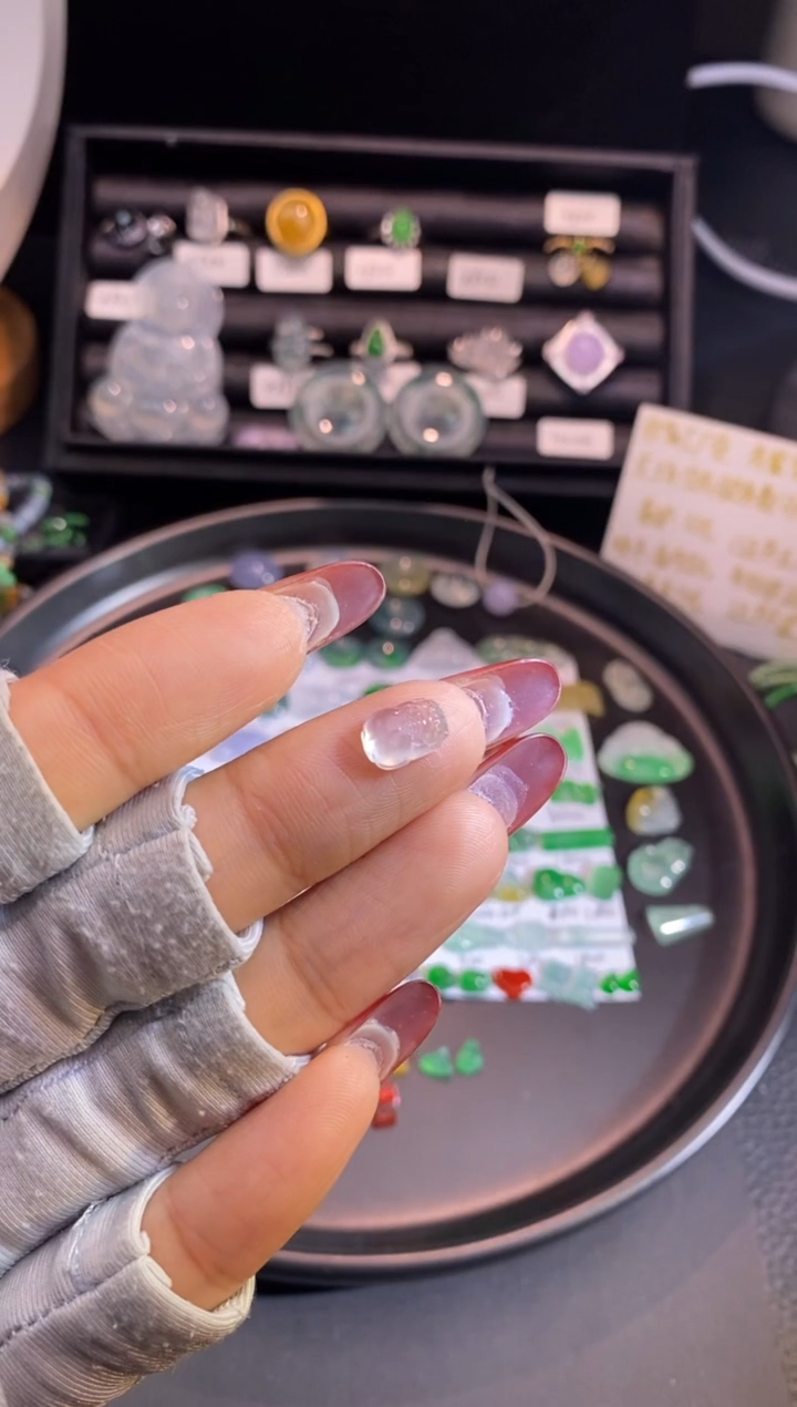 【闪购商品】翡翠挂件未镶嵌貔貅