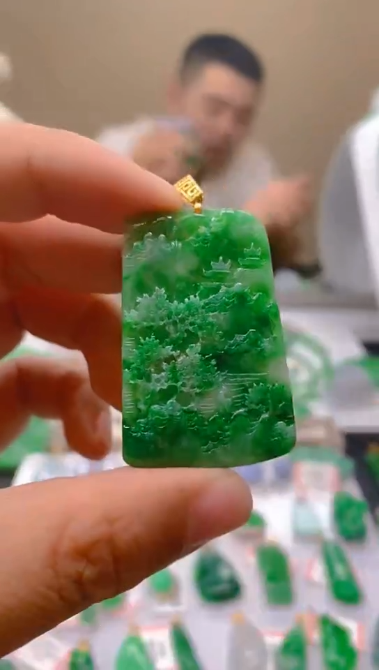 【闪购商品】翡翠颈饰18K金镶嵌新号开播，全场乱卖