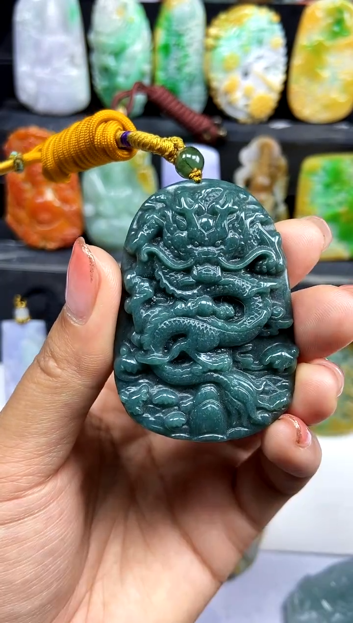 【闪购商品】翡翠颈饰未镶嵌翡翠A货