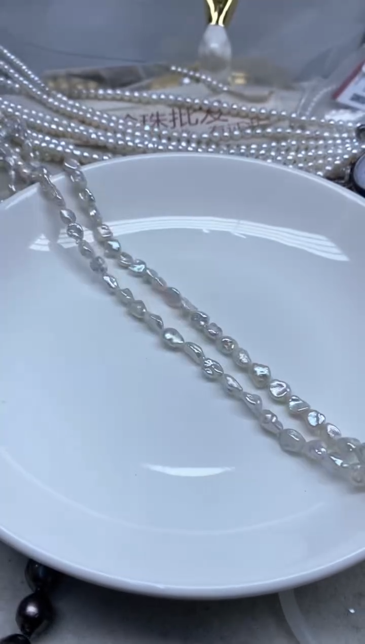 淡水珍珠未镶嵌颈饰碎银发2