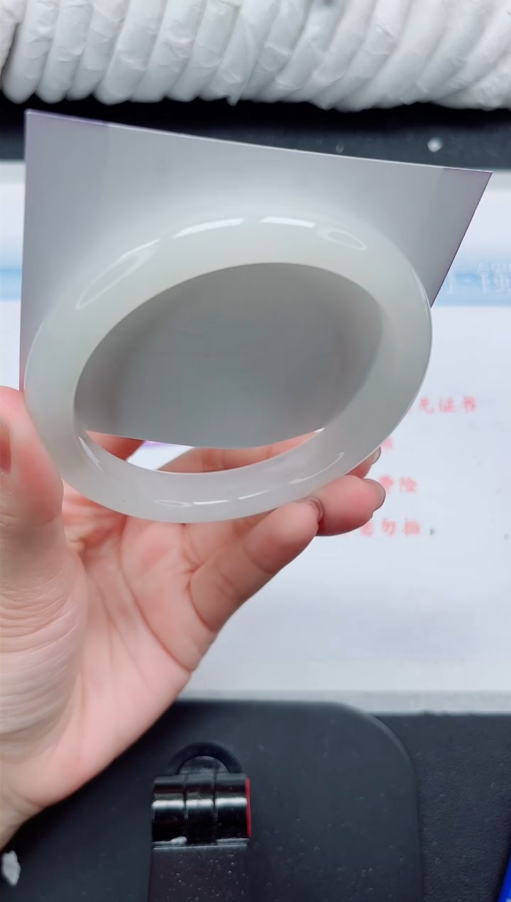 【闪购商品】石英质玉手镯未镶嵌299#64.3