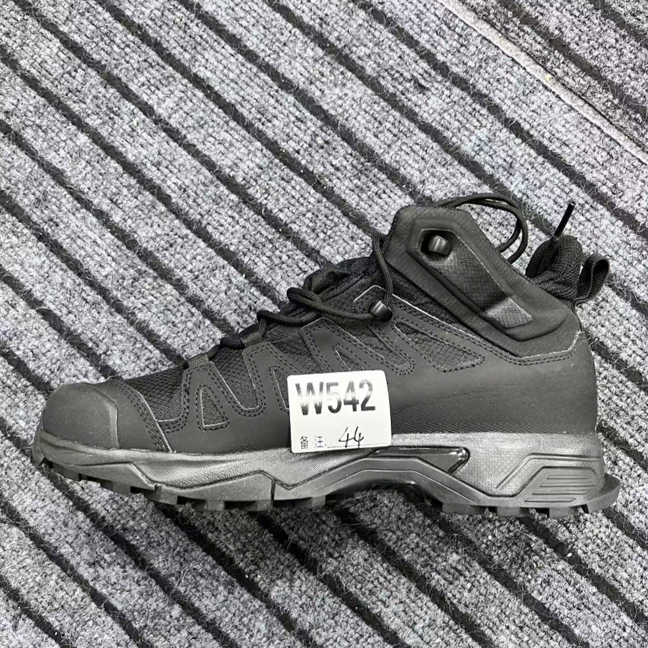 男女户外休闲鞋w542