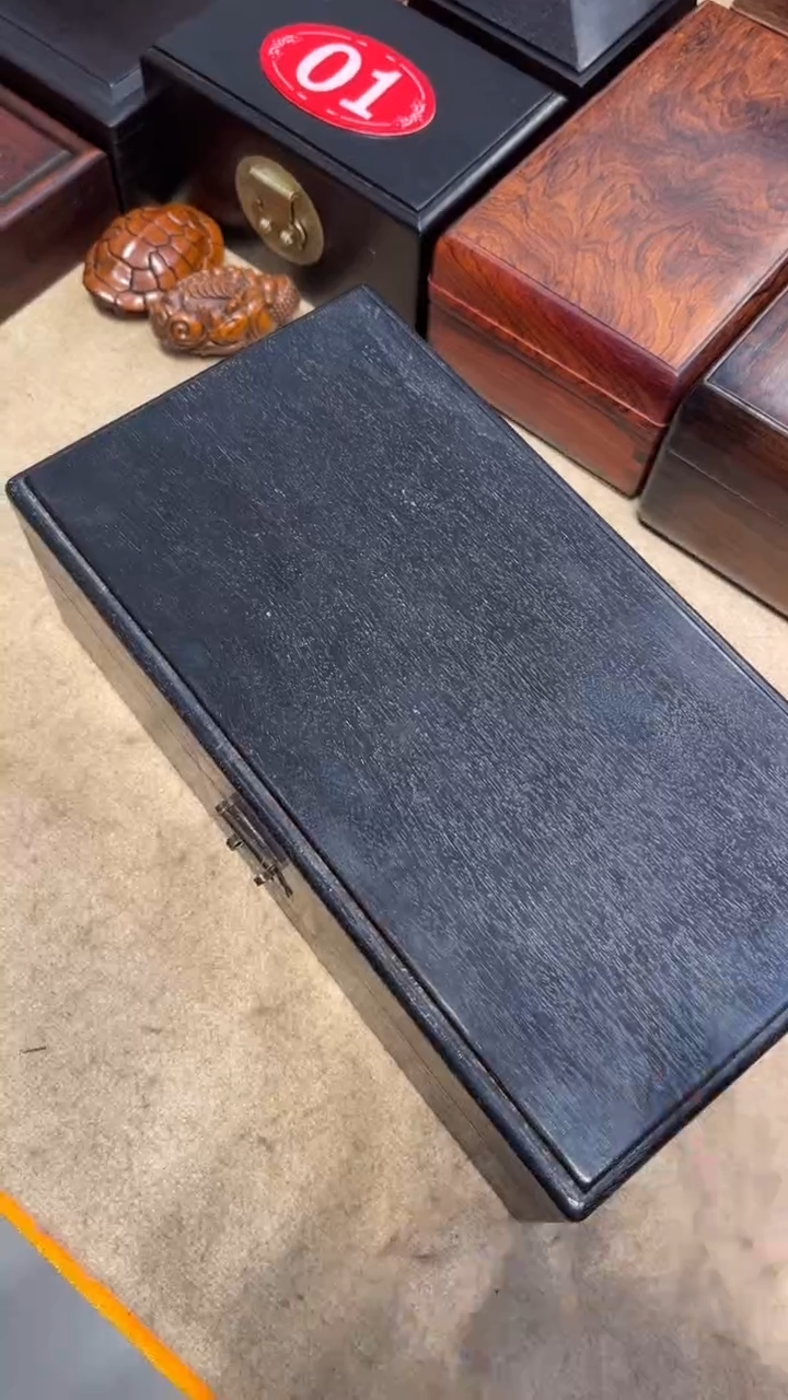 【闪购商品】贡木紫檀素面首饰盒首饰盒