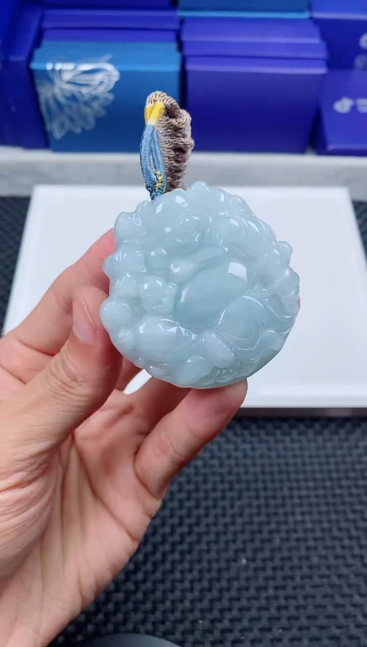翡翠未镶嵌颈饰111111111