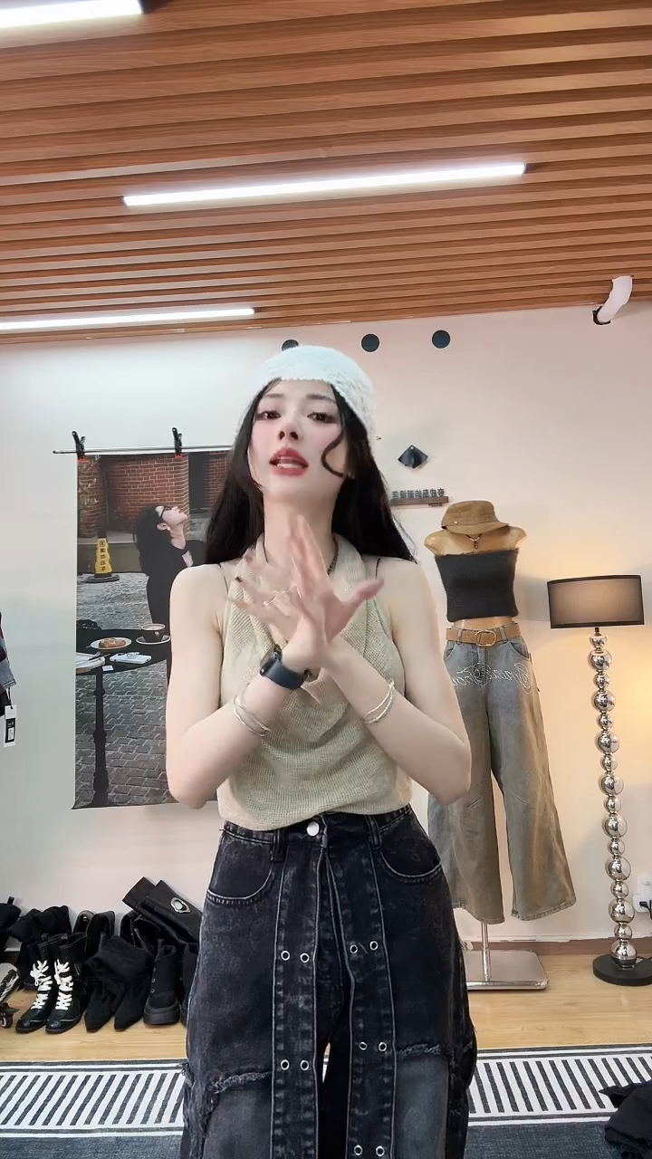 2025变成岛屿孤品拼手速款上衣