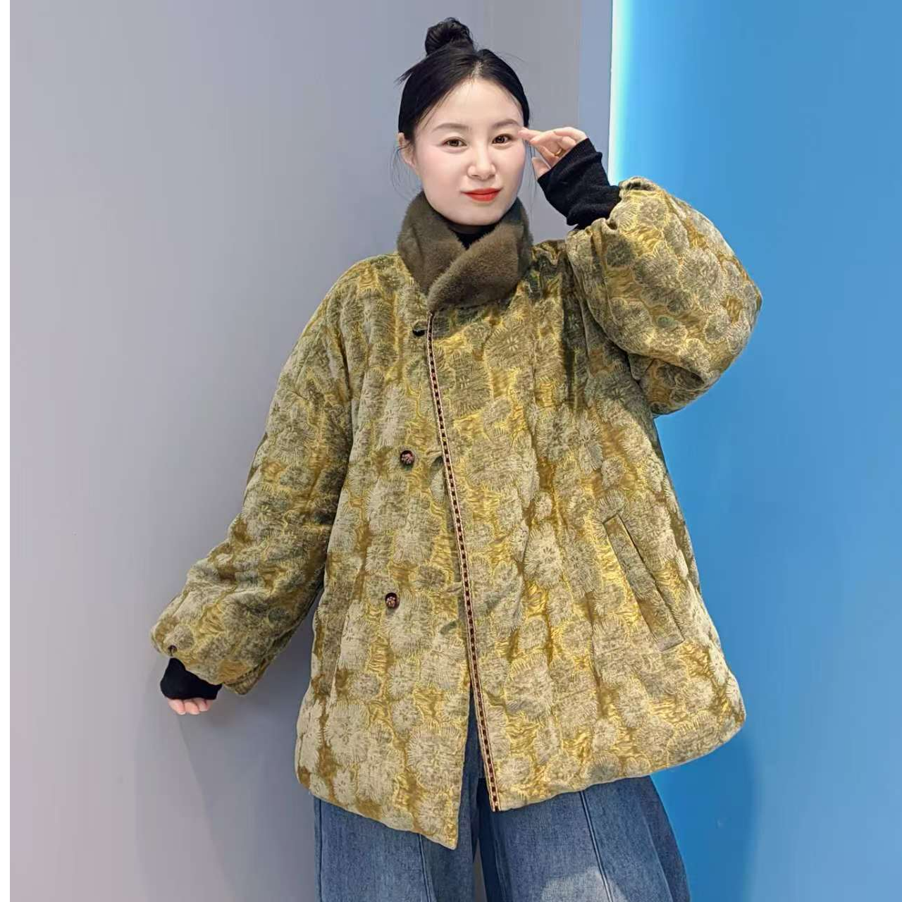 【XRSHIJIA】冬季新款女士轻奢保暖宽松立领鹅绒服配搭水貂  EA177