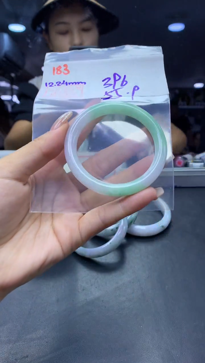 未镶嵌定制翡翠183手镯55+396元+拍一发一