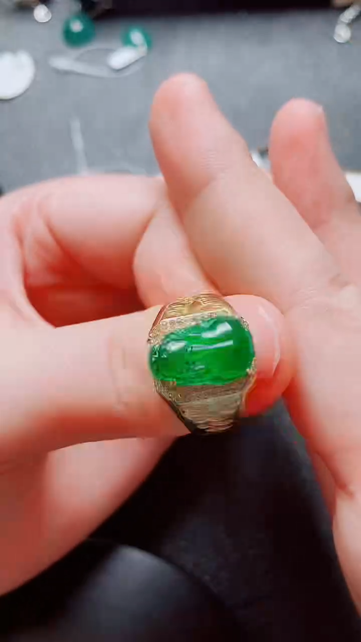 翡翠戒指银S925镶嵌翡翠