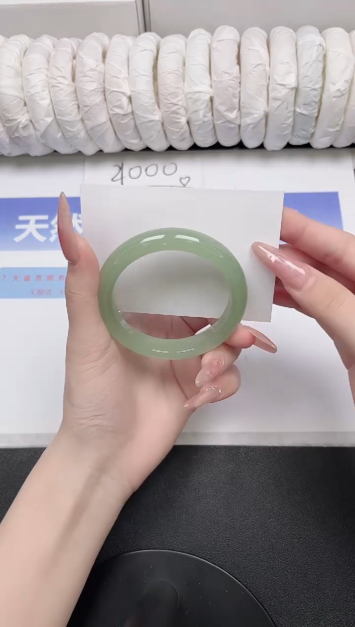 未镶嵌手镯石英质玉129-54.2