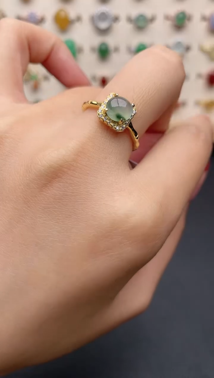 【闪购商品】翡翠戒指银S925镶嵌一物一证一礼盒