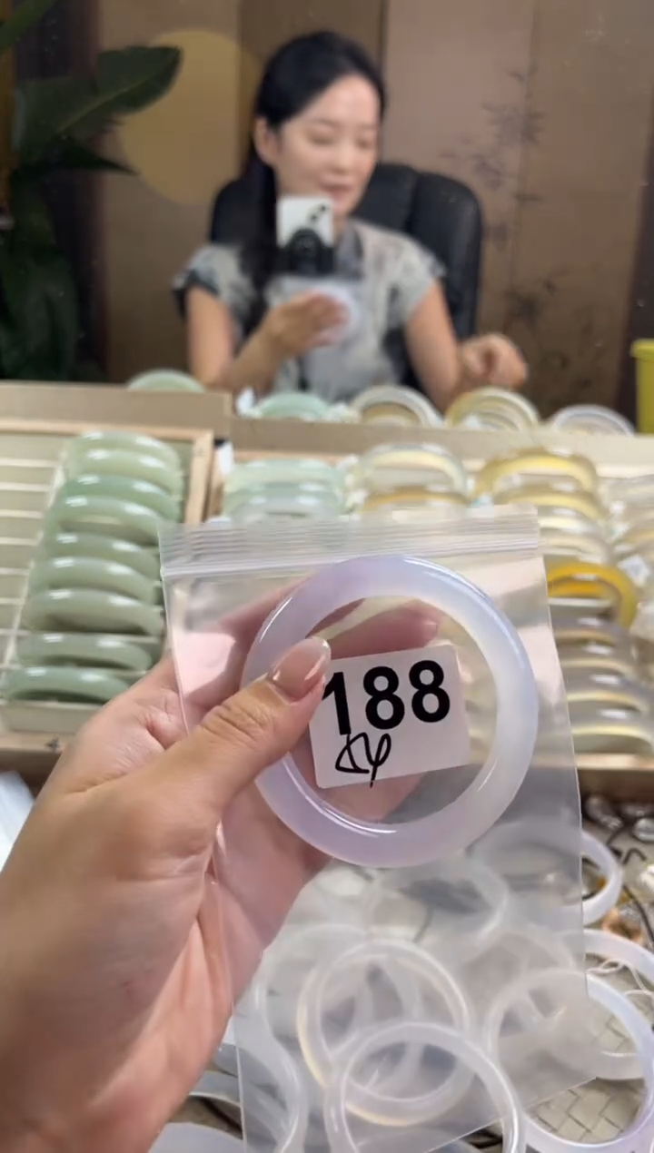 手镯玛瑙/玉髓未镶嵌188
