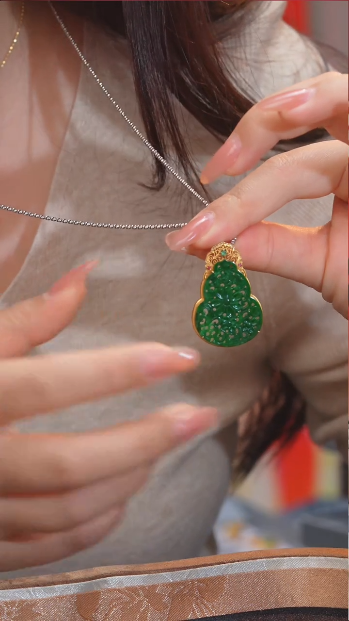 【闪购商品】翡翠吊坠(不含链)18K金镶嵌多样性发@@E9321