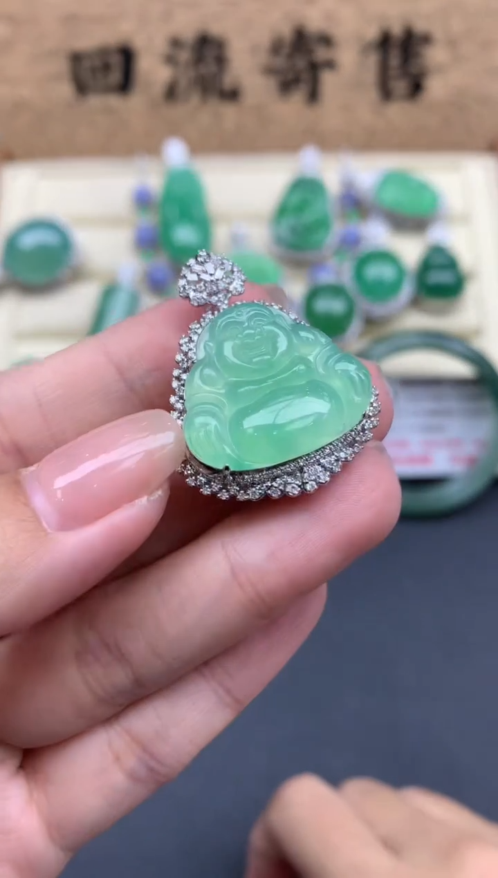 【闪购商品】翡翠颈饰18K金镶嵌578-中国好珍宝