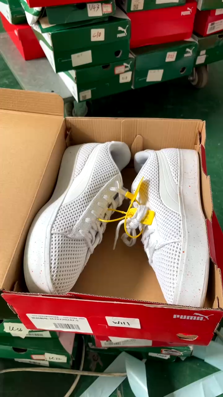 彪马时尚休闲运动鞋42.5M   Y68