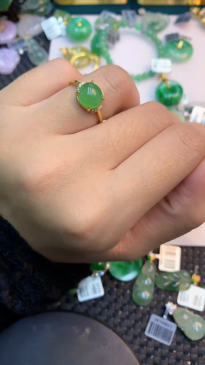 颈饰未镶嵌翡翠1