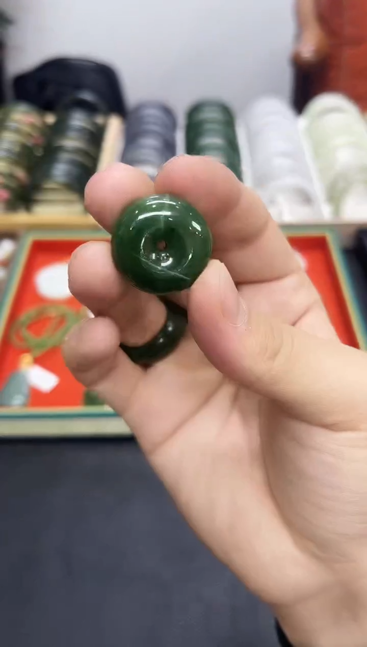 颈饰未镶嵌和田玉小艾多样性发货拍一发一