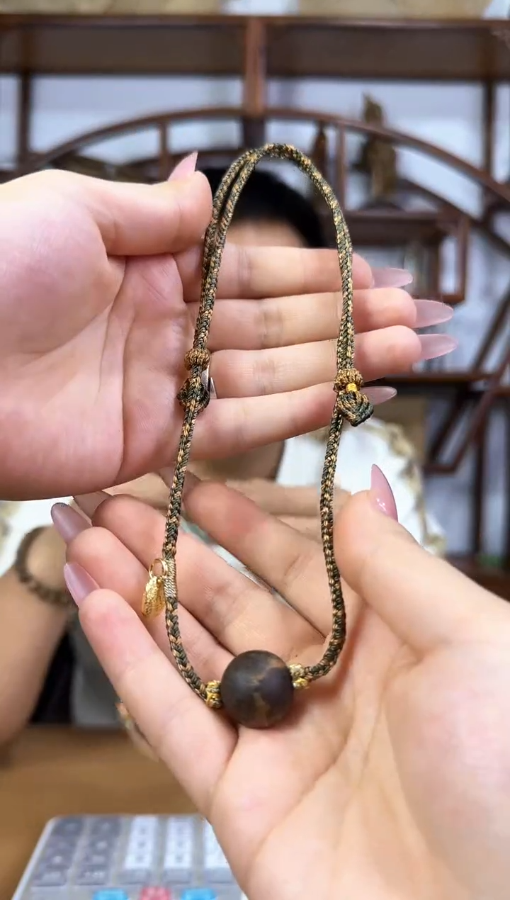 【闪购商品】沉香吊坠尖峰岭 1.7天然野单珠圆珠吊坠