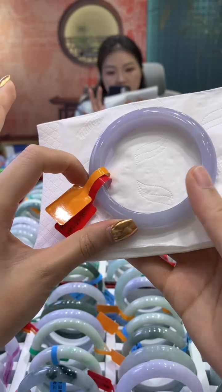 【闪购商品】翡翠手镯未镶嵌多人093551