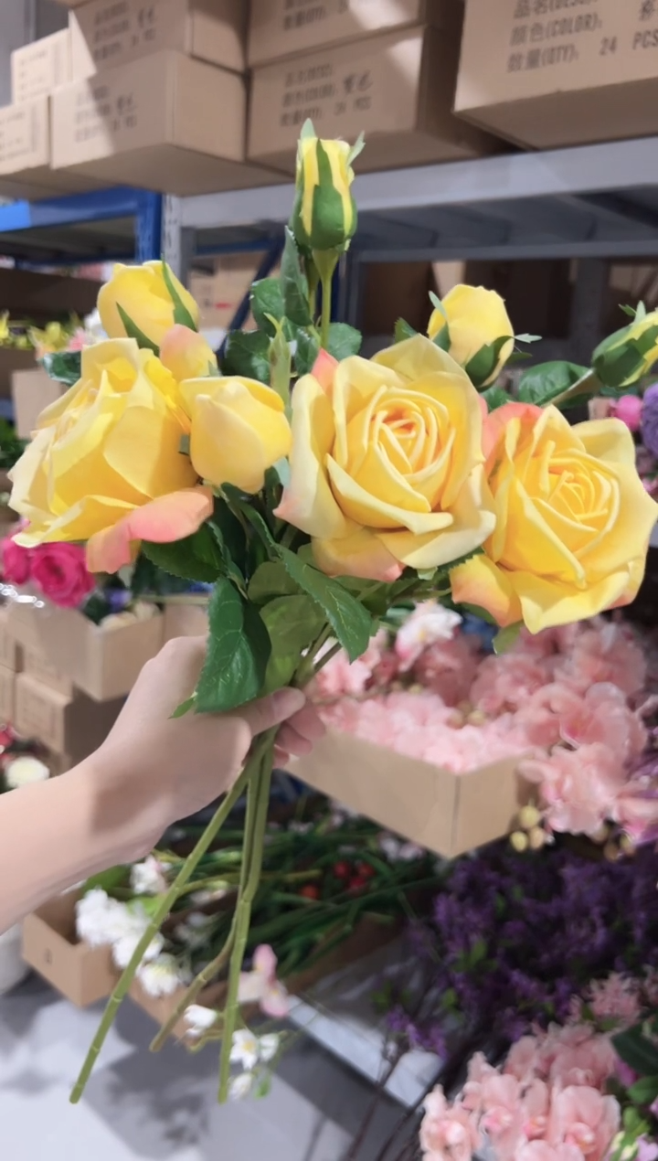 3枝黄色手感保湿妃子玫