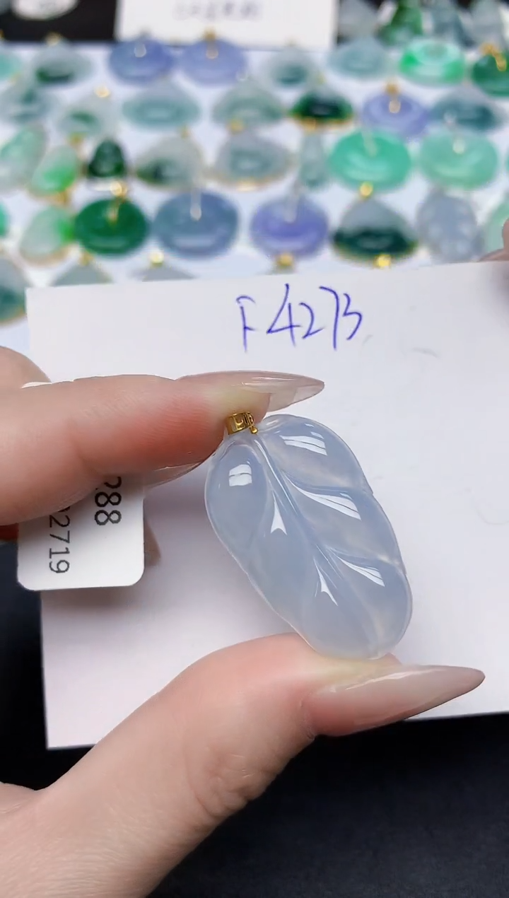 颈饰18K金镶嵌翡翠天然缅甸A货翡翠百元以上9元证书费自理