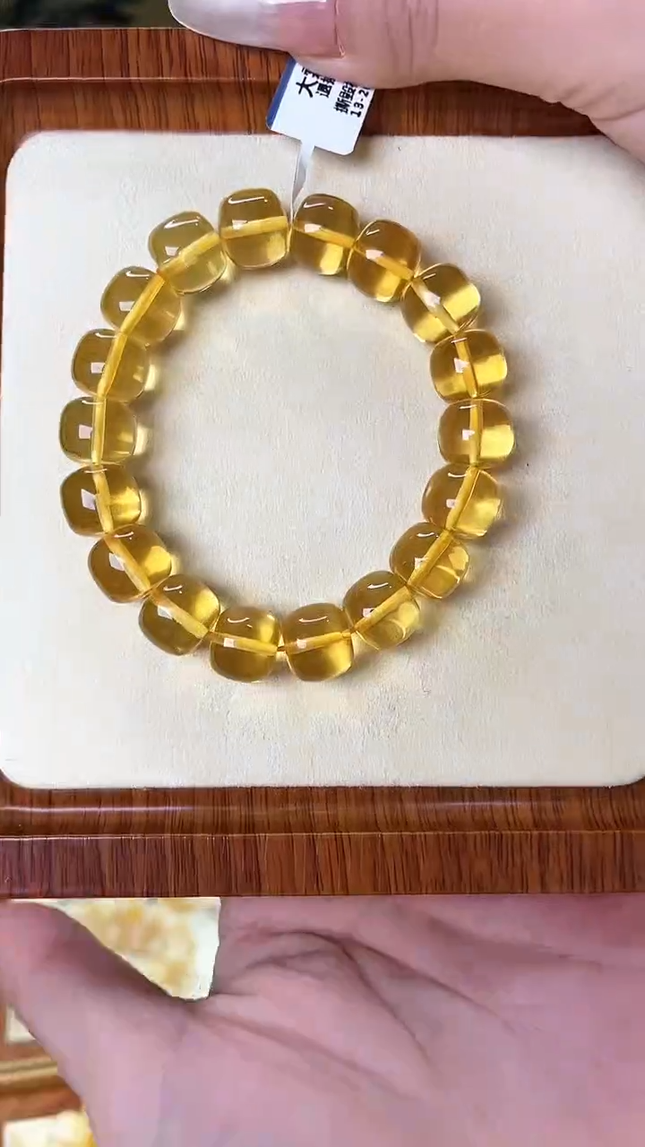 【闪购商品】蜜蜡裸石未镶嵌手串