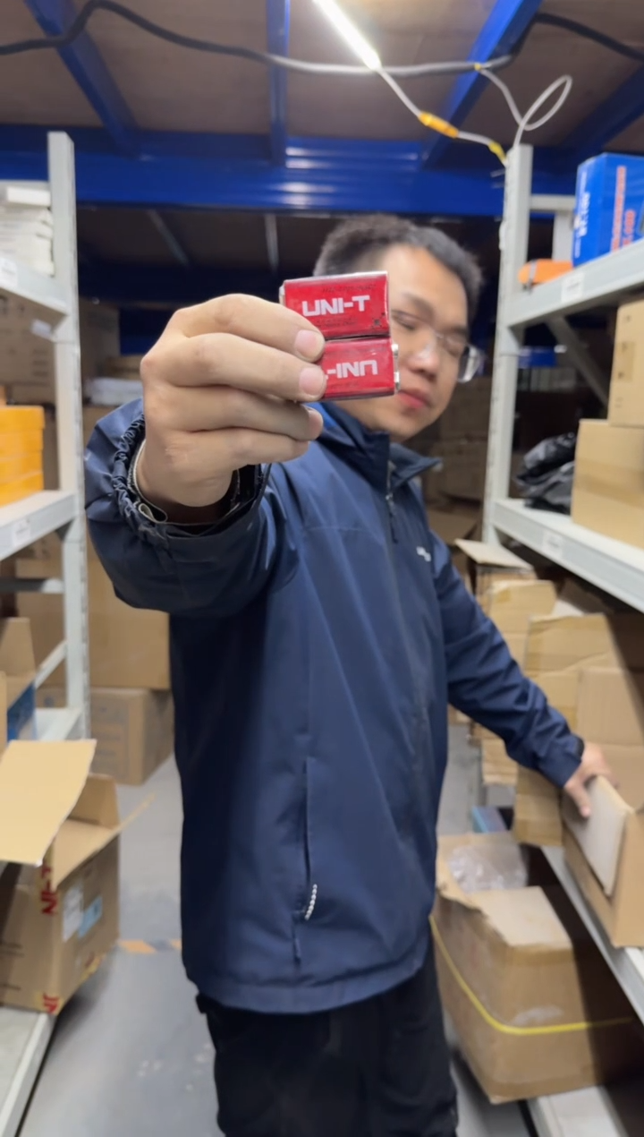 优利德9V电池两节  